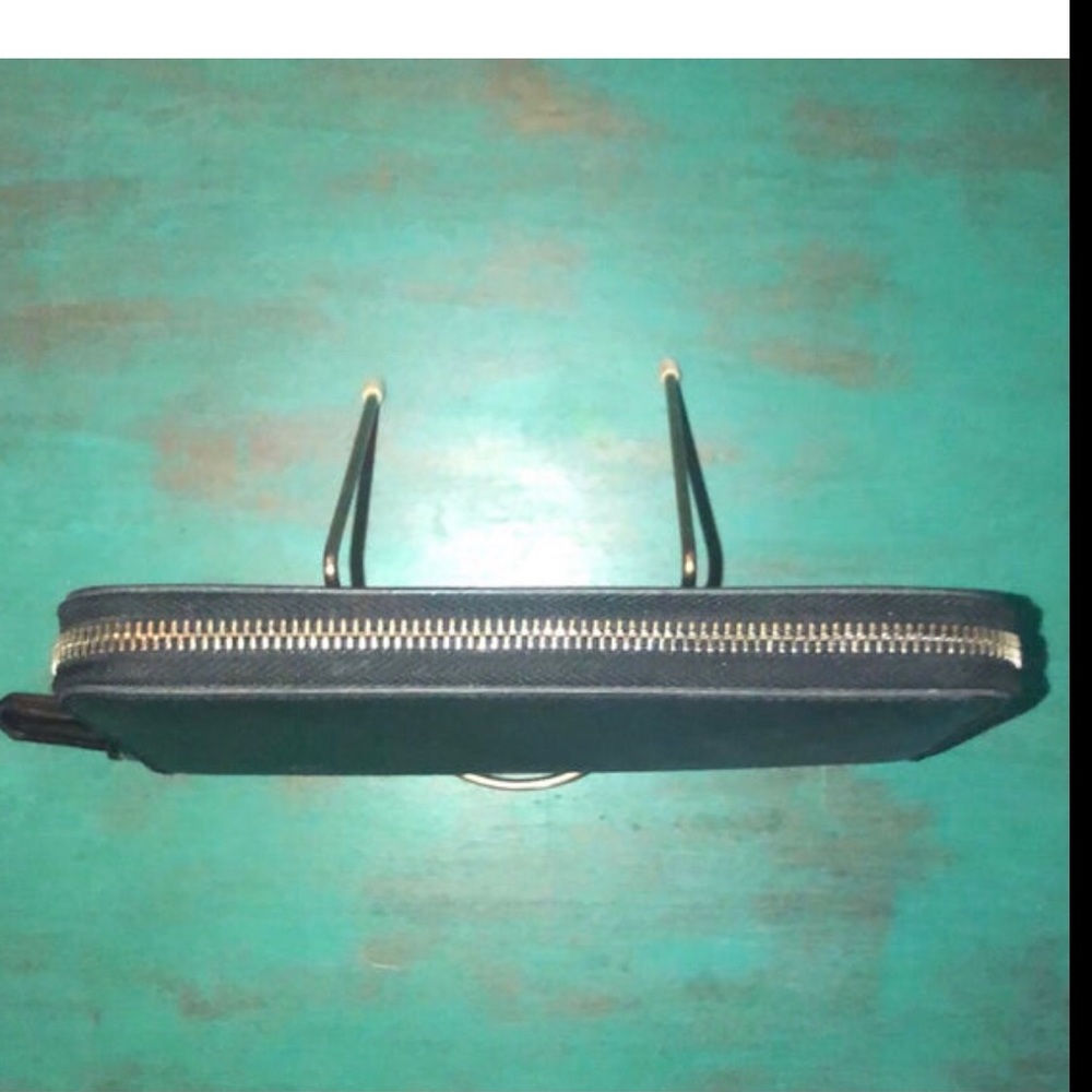 Burberry Wallet - Picture 3 of 7